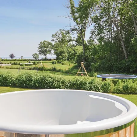 Five-bedroom In Haderslev