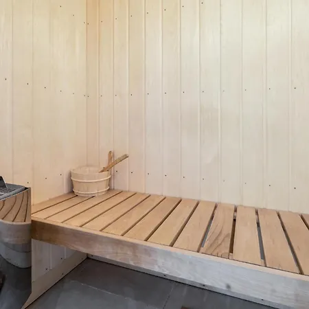 Five-bedroom In Haderslev *