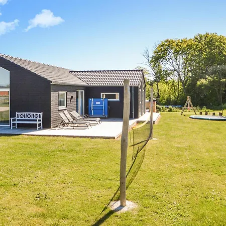 Five-bedroom In Haderslev