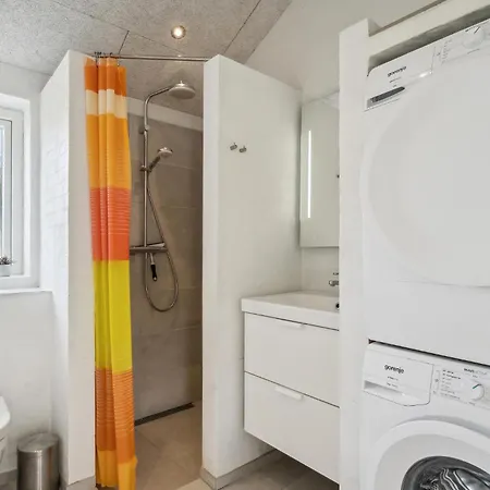 Five-bedroom In Сasa de vacaciones Haderslev